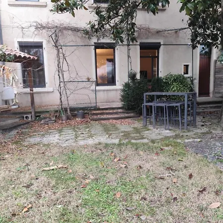 Montparnasse Apartment *